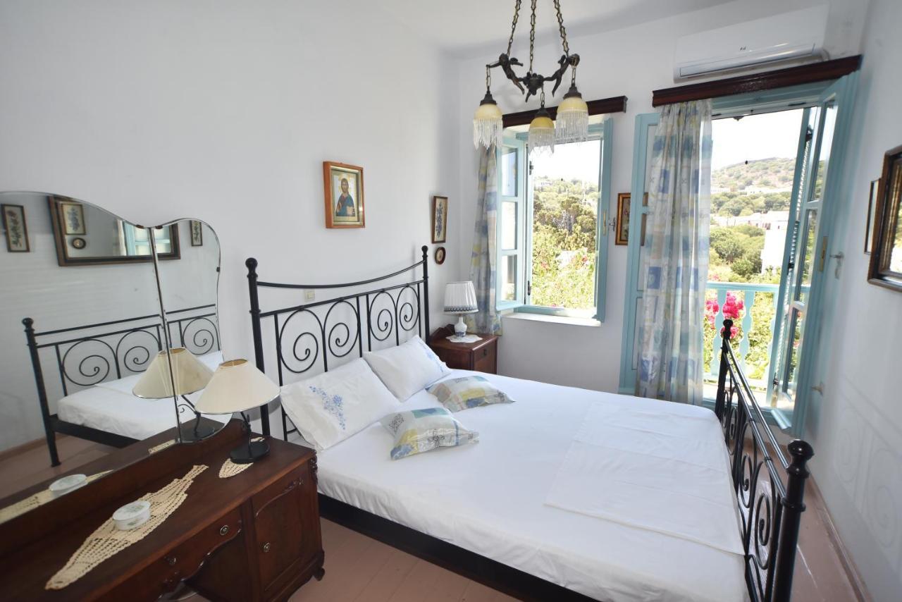 Mandrákion Traditional House By The Sea מראה חיצוני תמונה