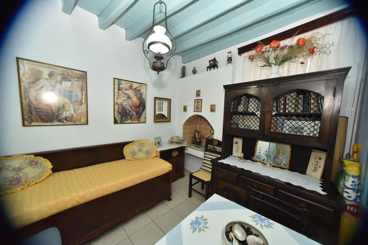 Mandrákion Traditional House By The Sea מראה חיצוני תמונה
